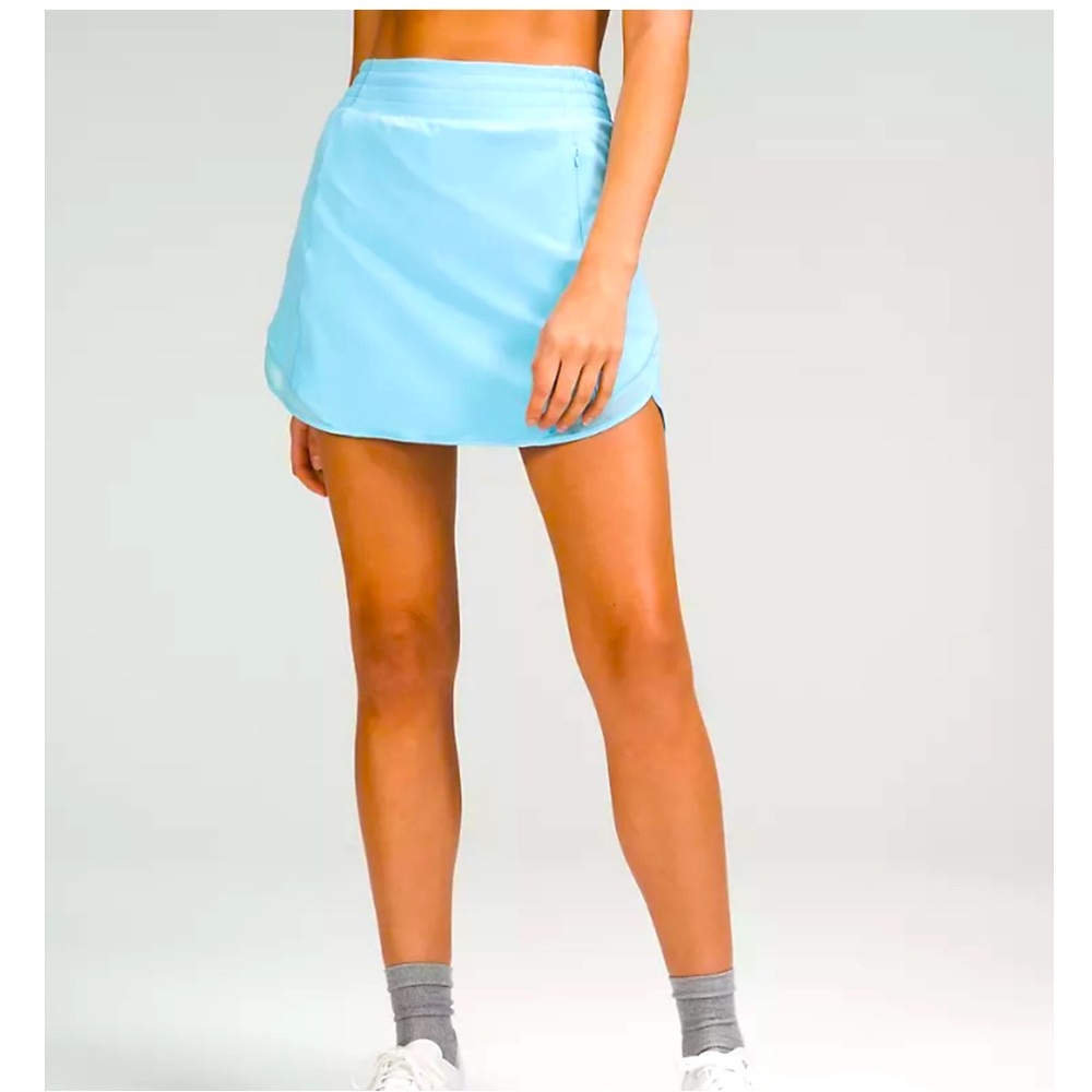 Lululemon Hotty Hot High-Rise Skirt *Long
Pastel Blue size 8,Blue Chill